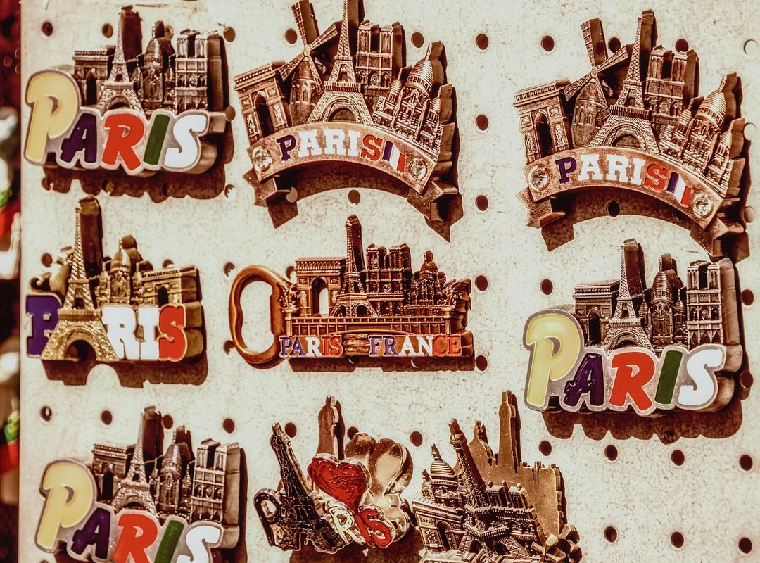 Using Mood Stickers to Express Yourself on Snapchat